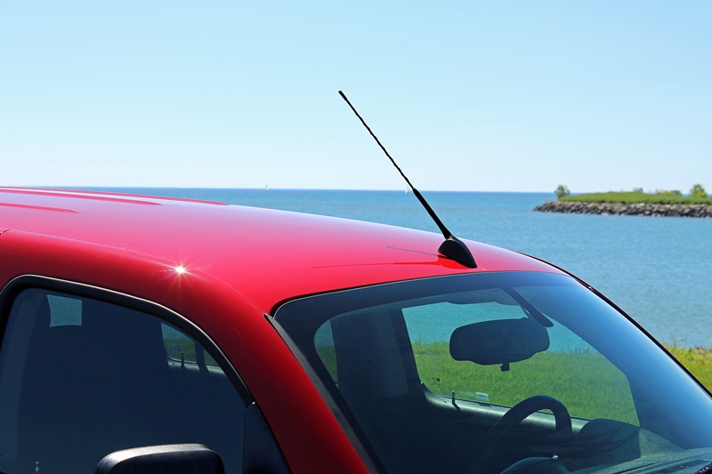  Nissan Antenna Mast ....